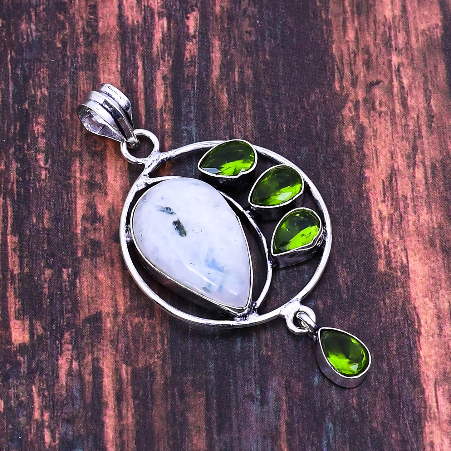 Luna’s Garden – Rainbow Moonstone & Peridot Pendant