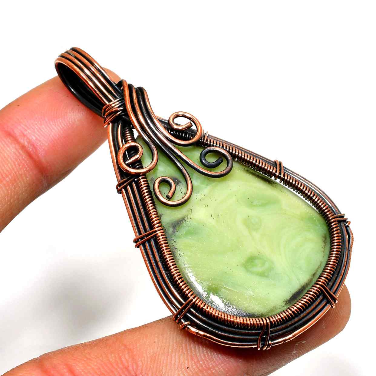 Serene Embrace – Jade & Copper Pendant