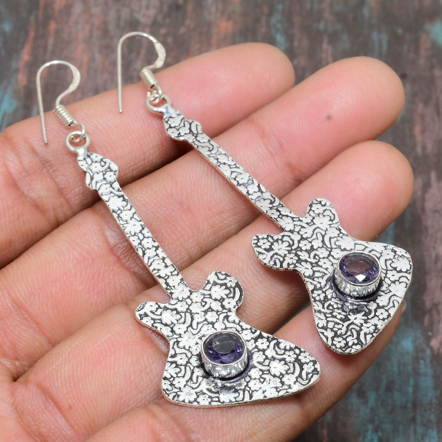 Harmony’s Shield – Silver Amethyst Guitar Earrings