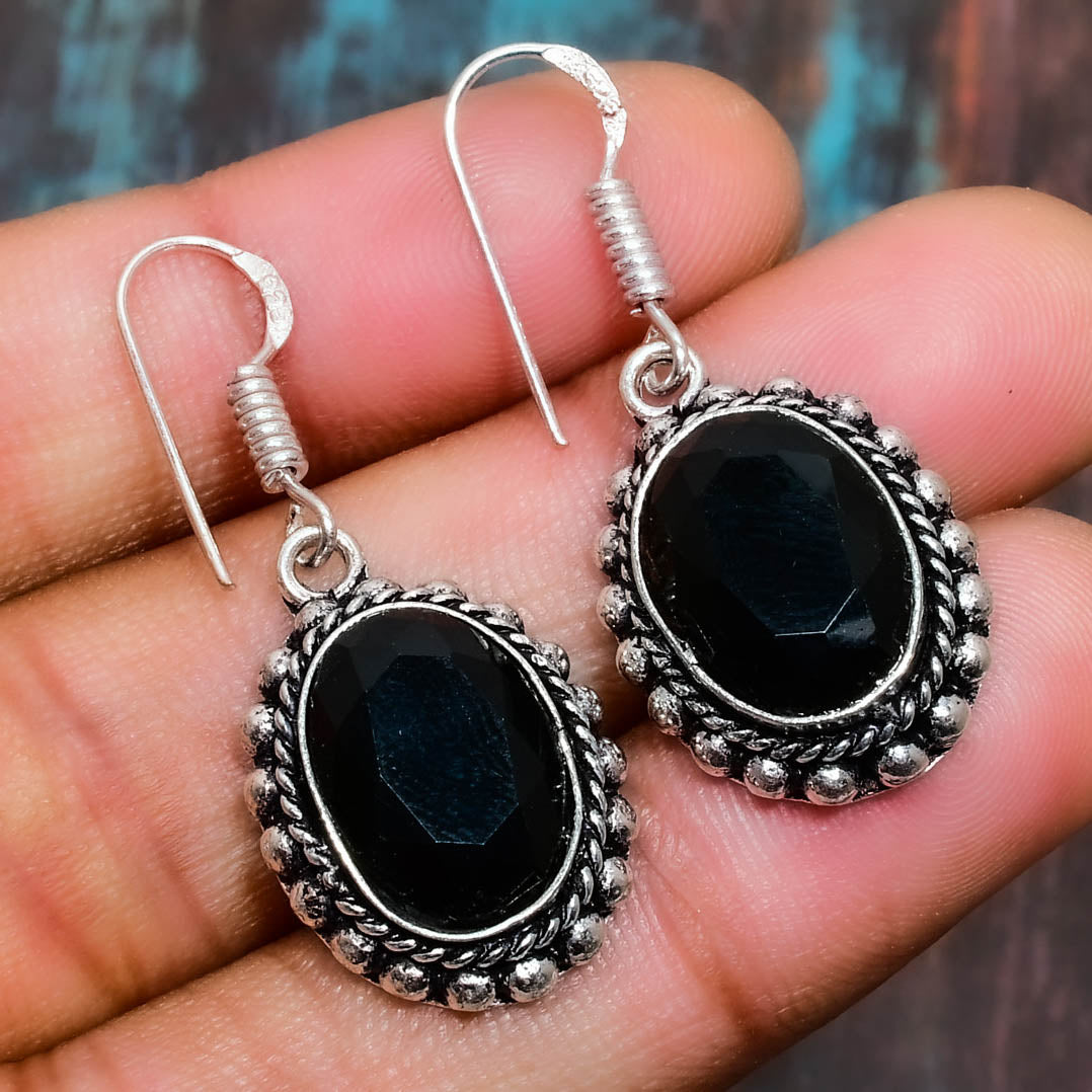 Luna’s Guardian – Black Onyx Silver Earrings