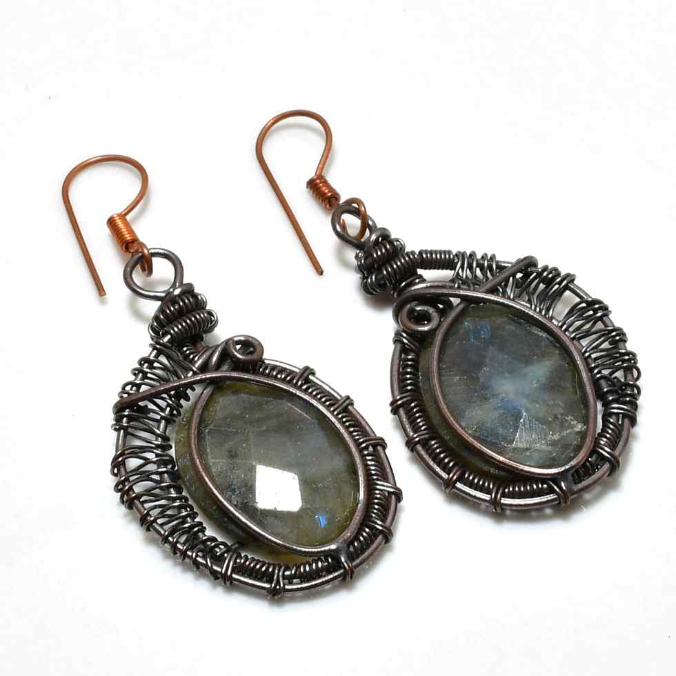Luna’s Gleam – Labradorite Copper Earrings