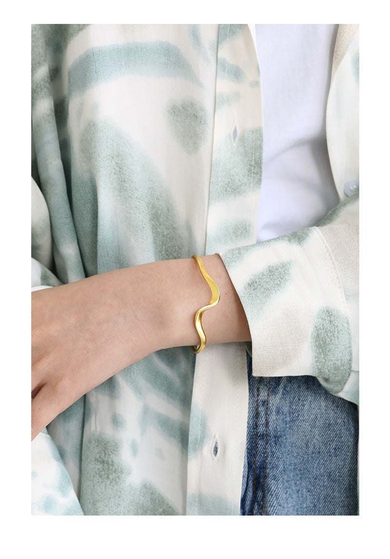 The Little Wave Bracelet - 925 Sterling Silver