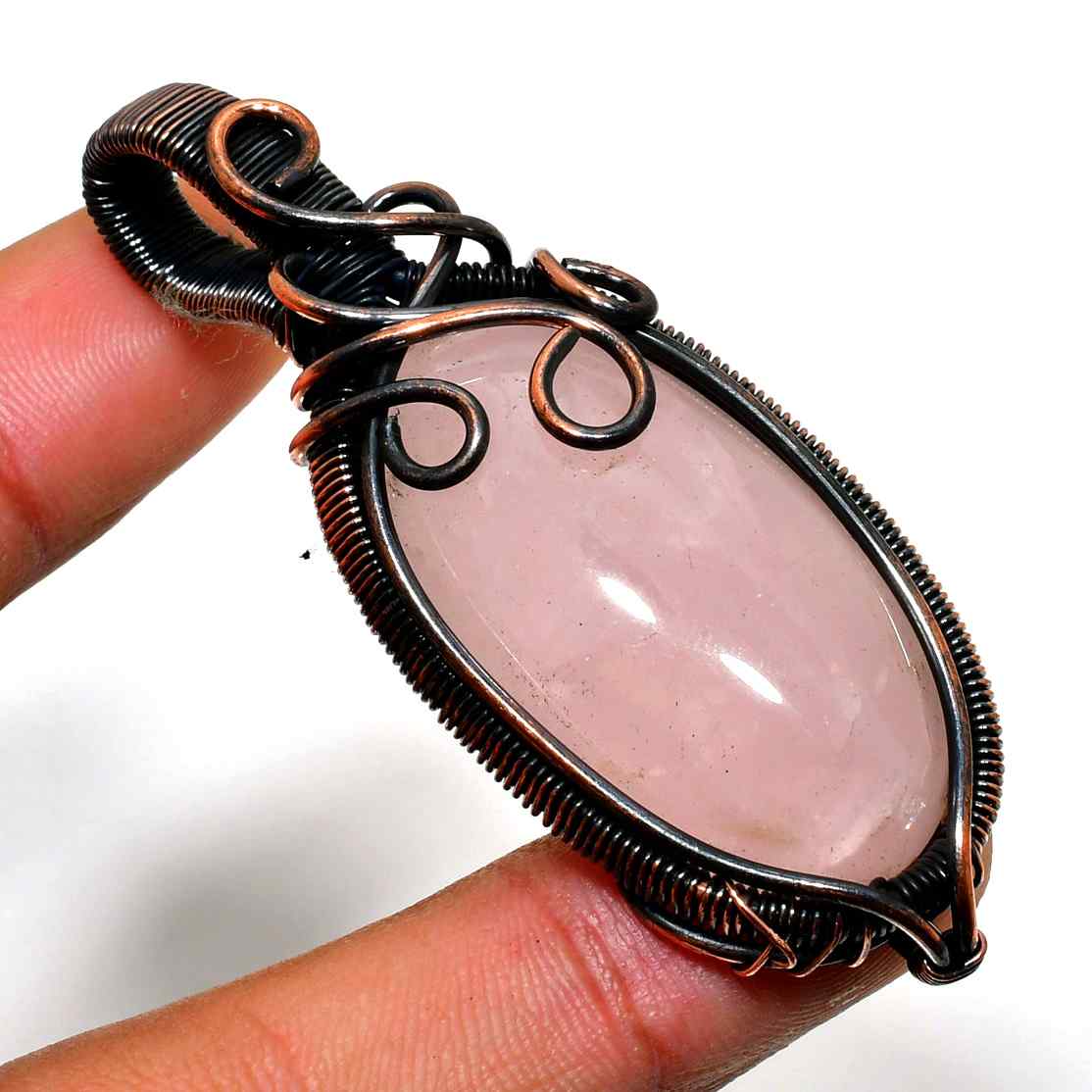 Valentina’s Embrace – Rose Quartz Copper Pendant