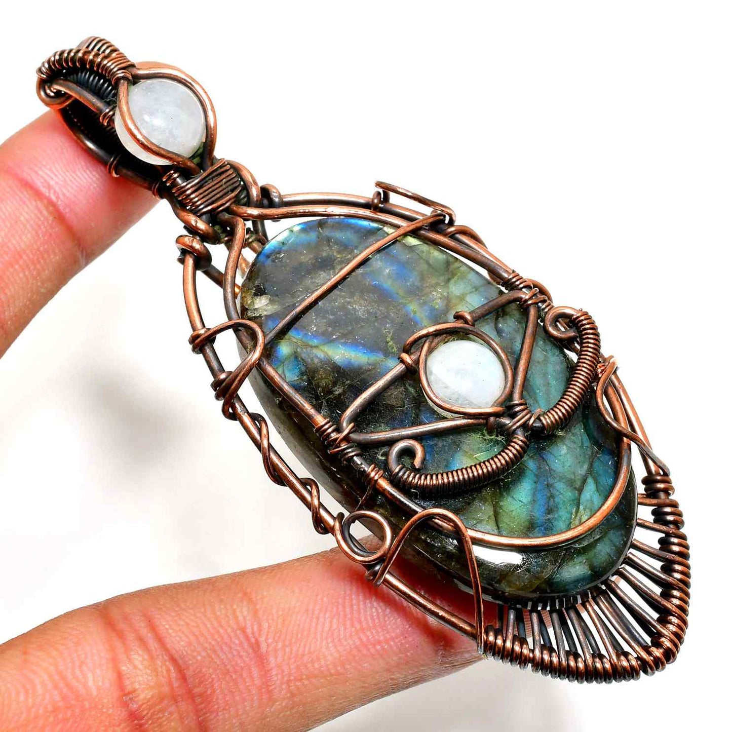Aurora’s Shield – Copper-Wrapped Labradorite Pendant