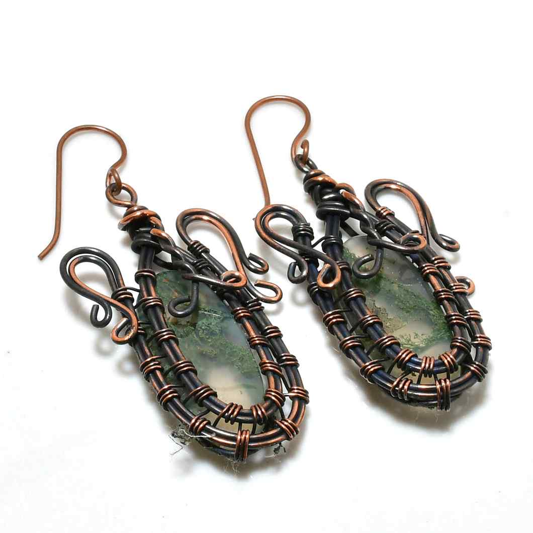 Terra’s Harmony – Copper-Wrapped Agate Earrings