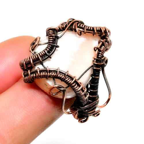 Celestial Whisper – Amethyst Copper Pendant