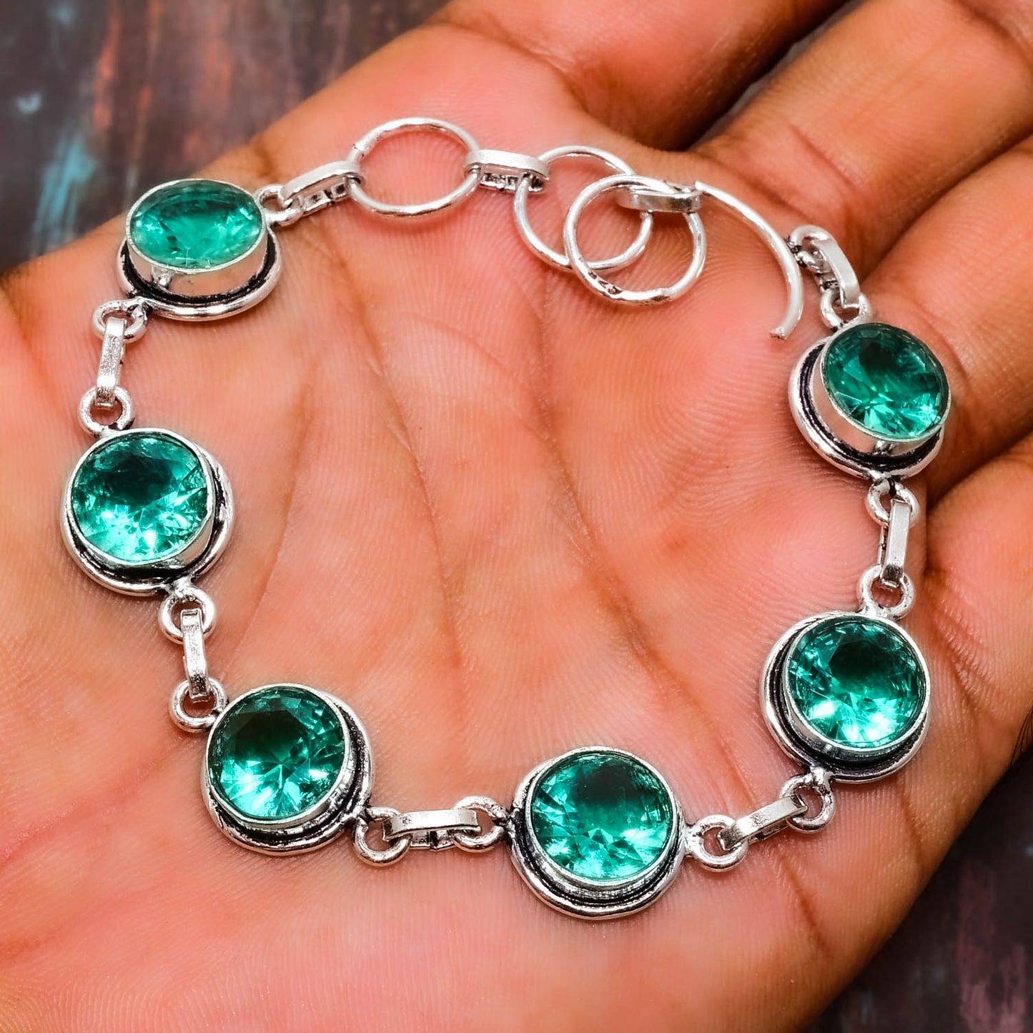 Emerald Harmony – Silver Healing Bracelet