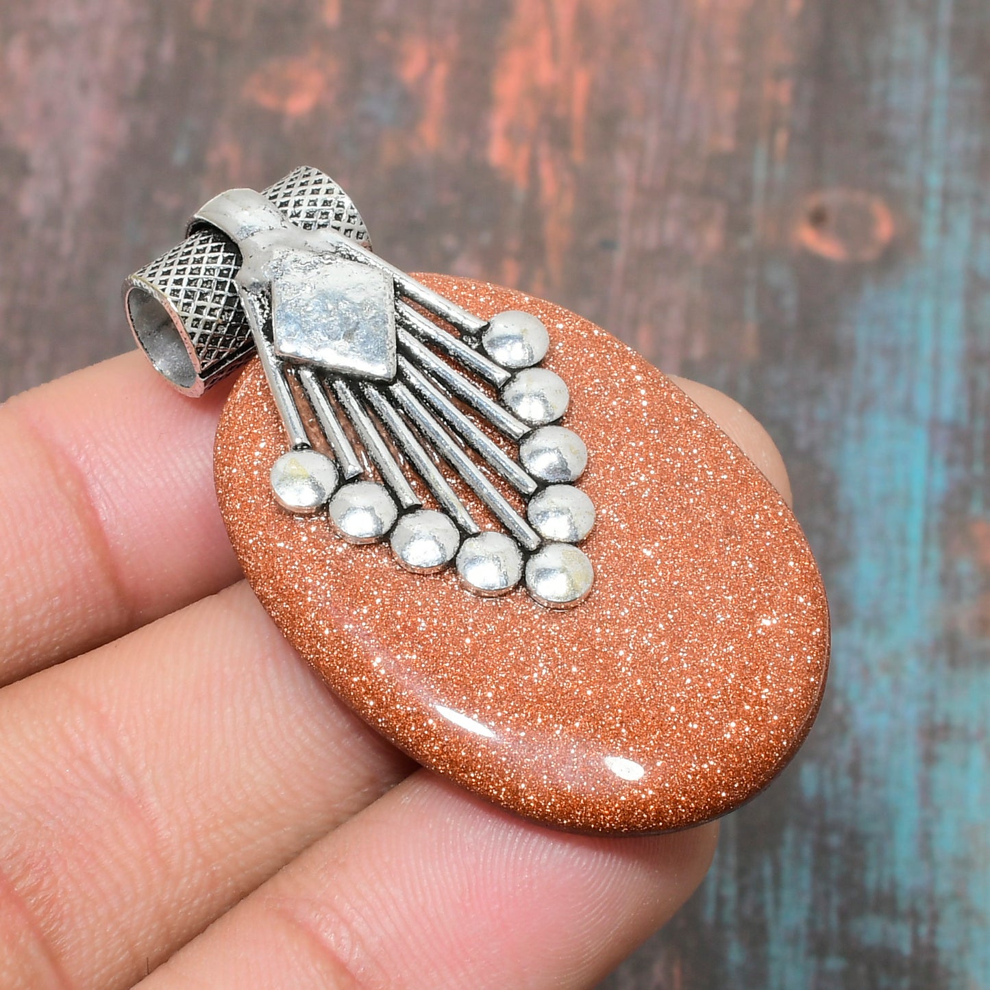 Sunlit Aura – Silver Sunstone Pendant