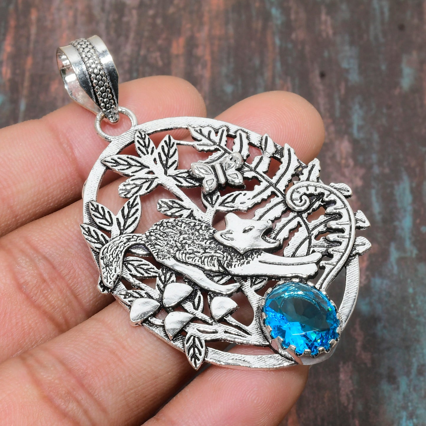 Moonlit Fox – Blue Topaz Sterling Silver Pendant