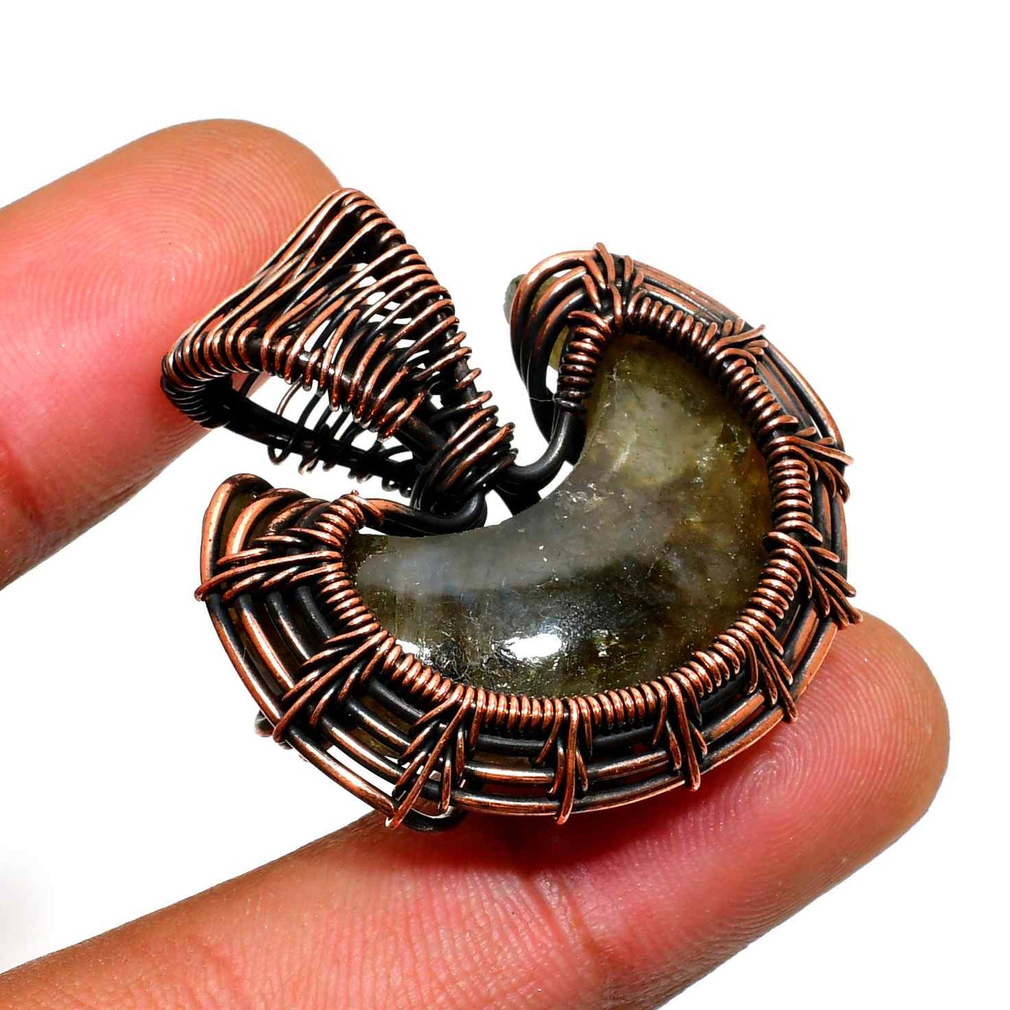 Aurora’s Veil – Labradorite Copper Pendant