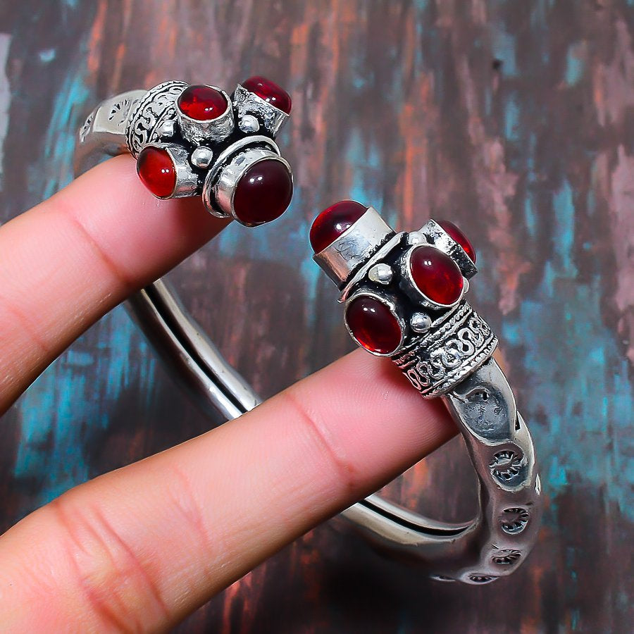Ember Fusion – Garnet & Silver Handcrafted Cuff