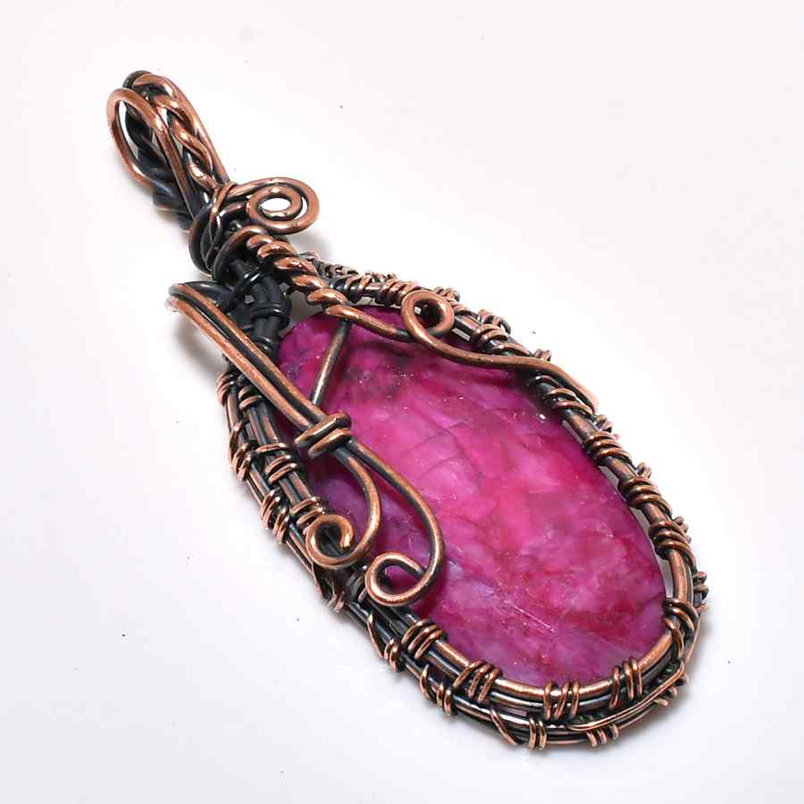 Ruby Radiance – Oxidized Copper Wire Pendant
