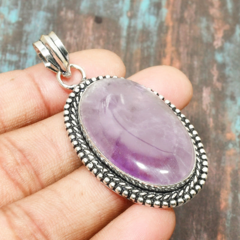Serenity’s Embrace – Amethyst Silver Pendant