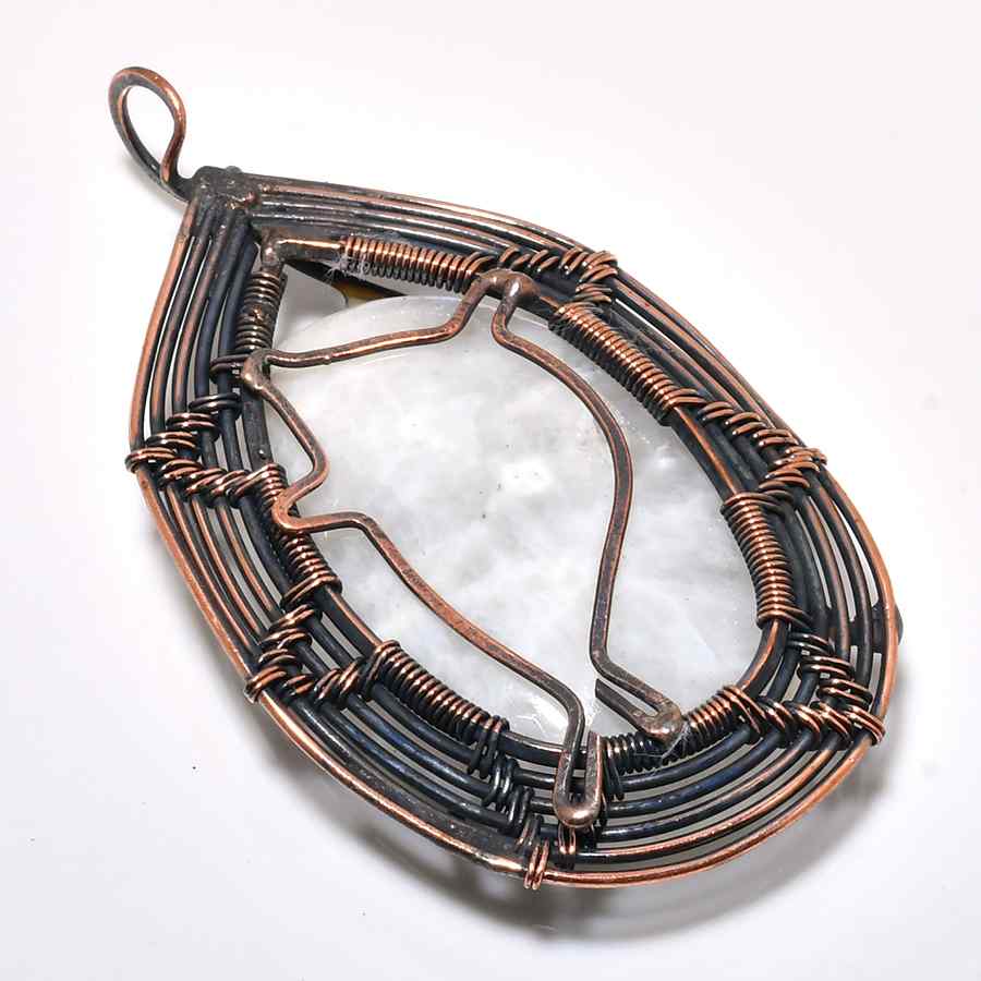 Luna’s Embrace – Oxidized Copper Amethyst Pendant