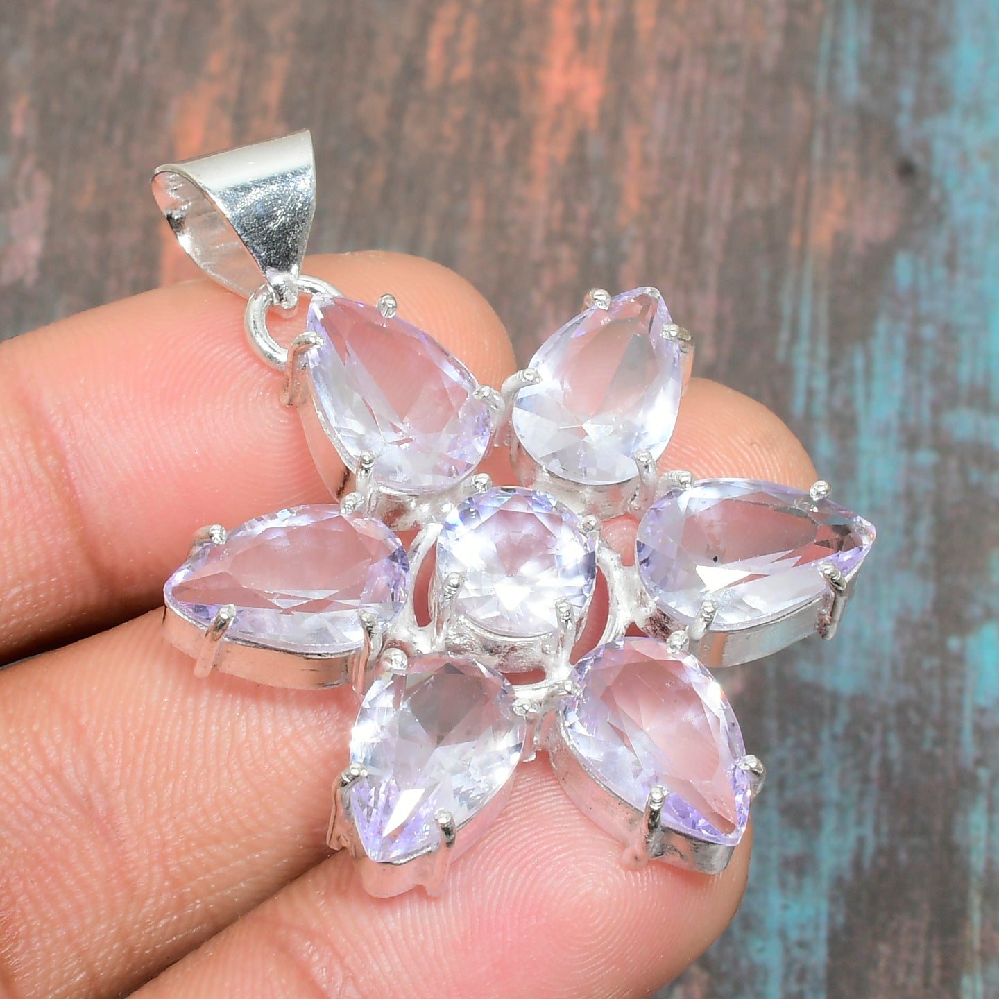 Lavender Whisper – Silver Petal Pendant