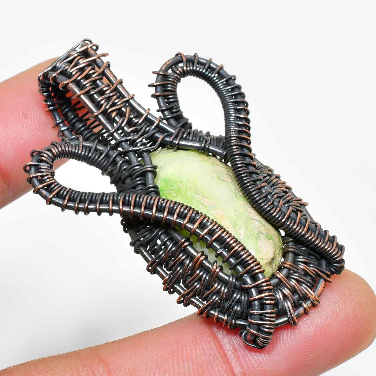 Emerald Embrace – Raw Emerald Copper Pendant