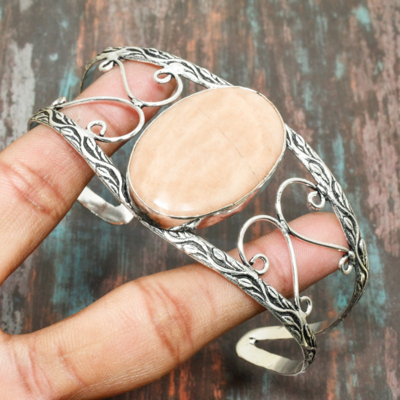 Luna’s Embrace – Sterling Moonstone Cuff
