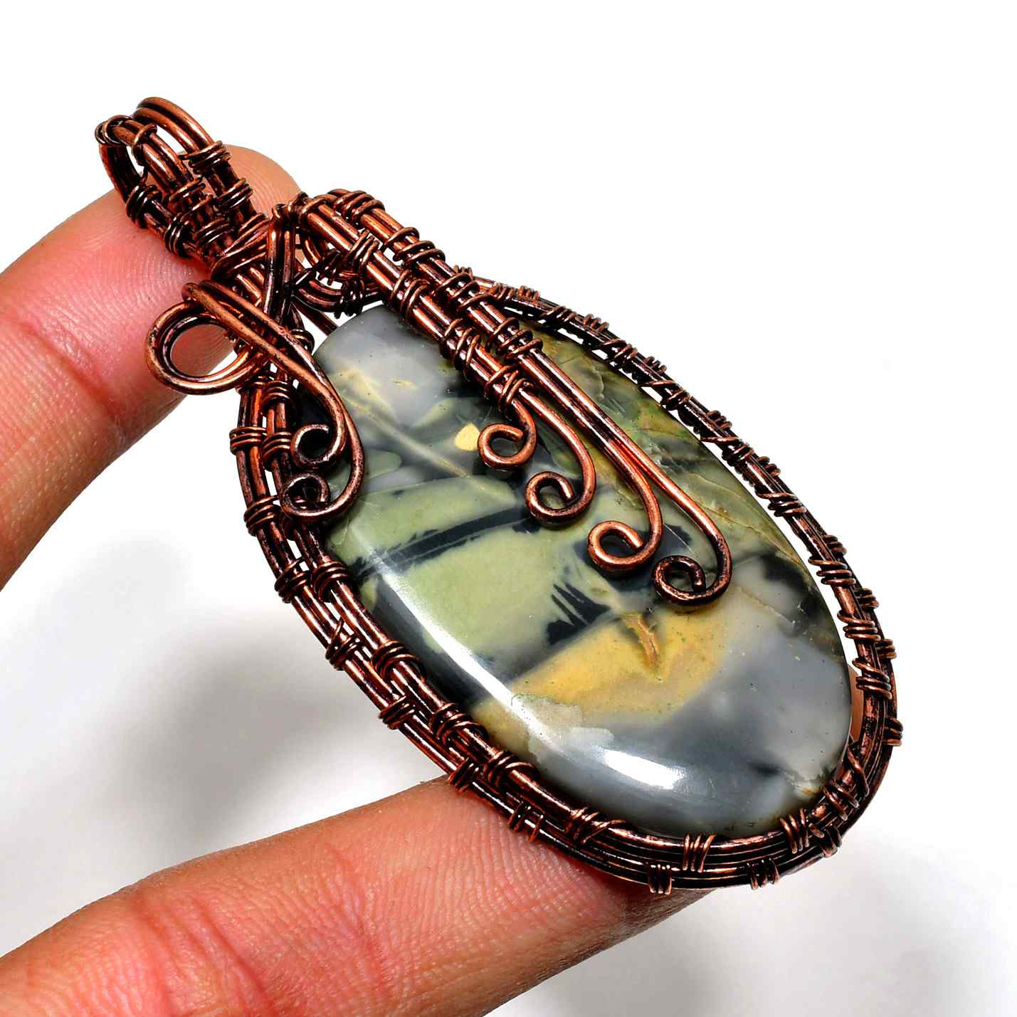 Mystic Harmony – Copper-Wrapped Gemstone Pendant