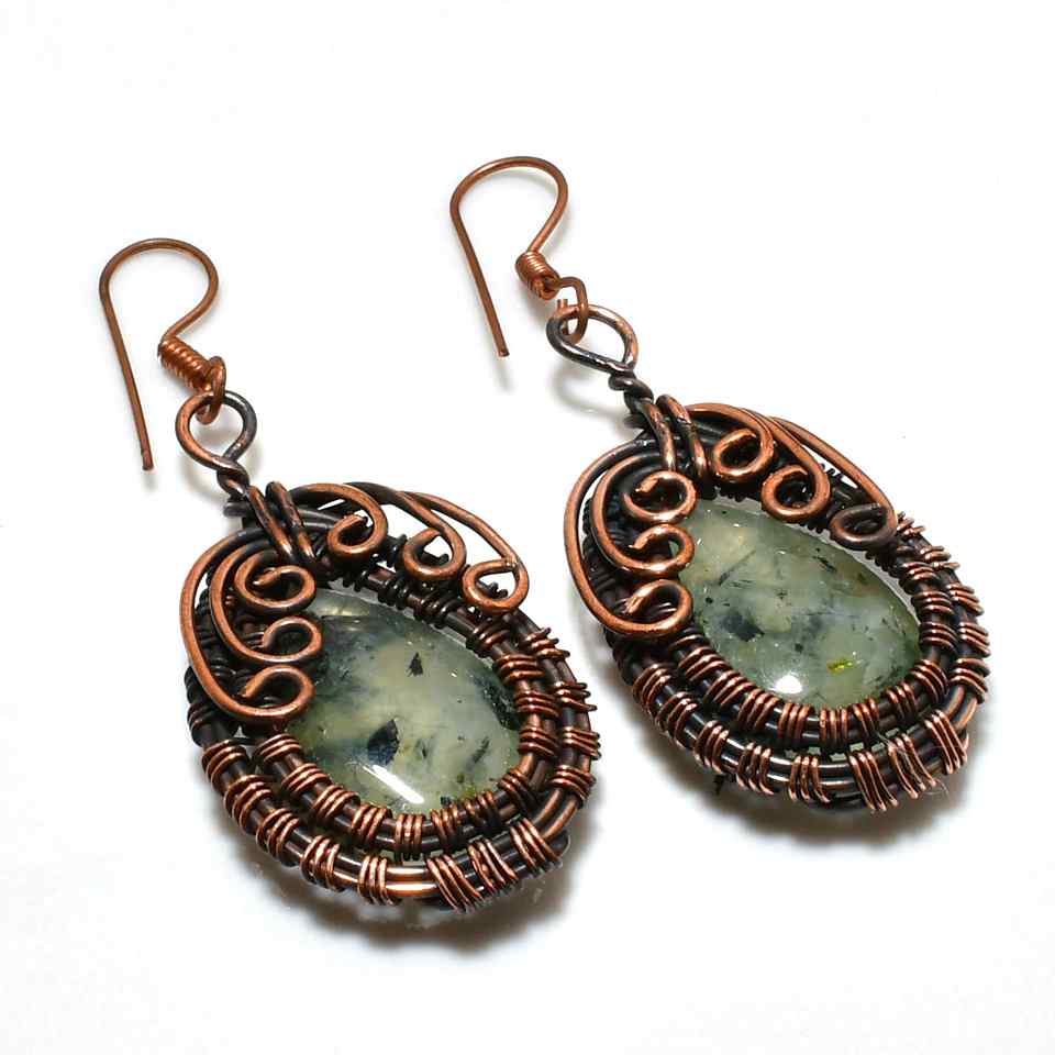 Verdant Aura – Green Amethyst Copper Earrings