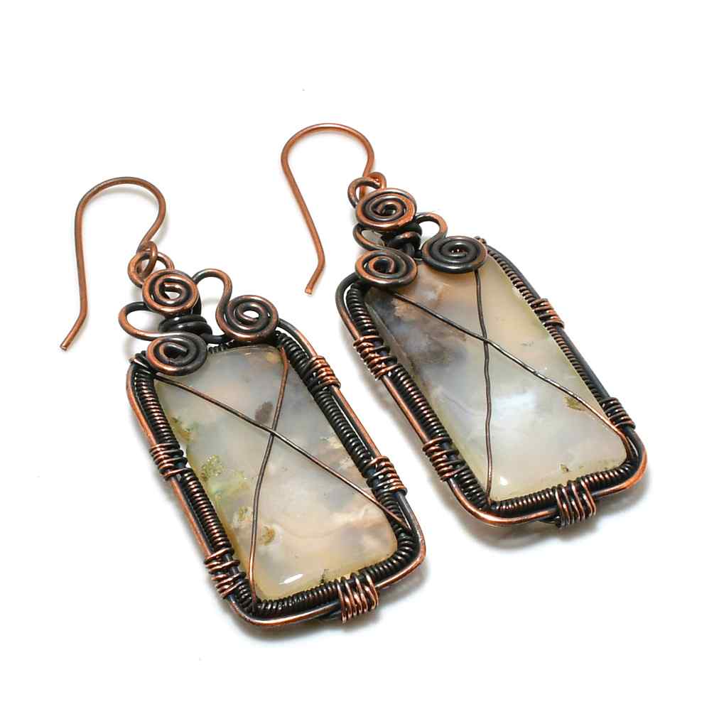 Terra’s Embrace – Agate & Oxidized Copper Earrings