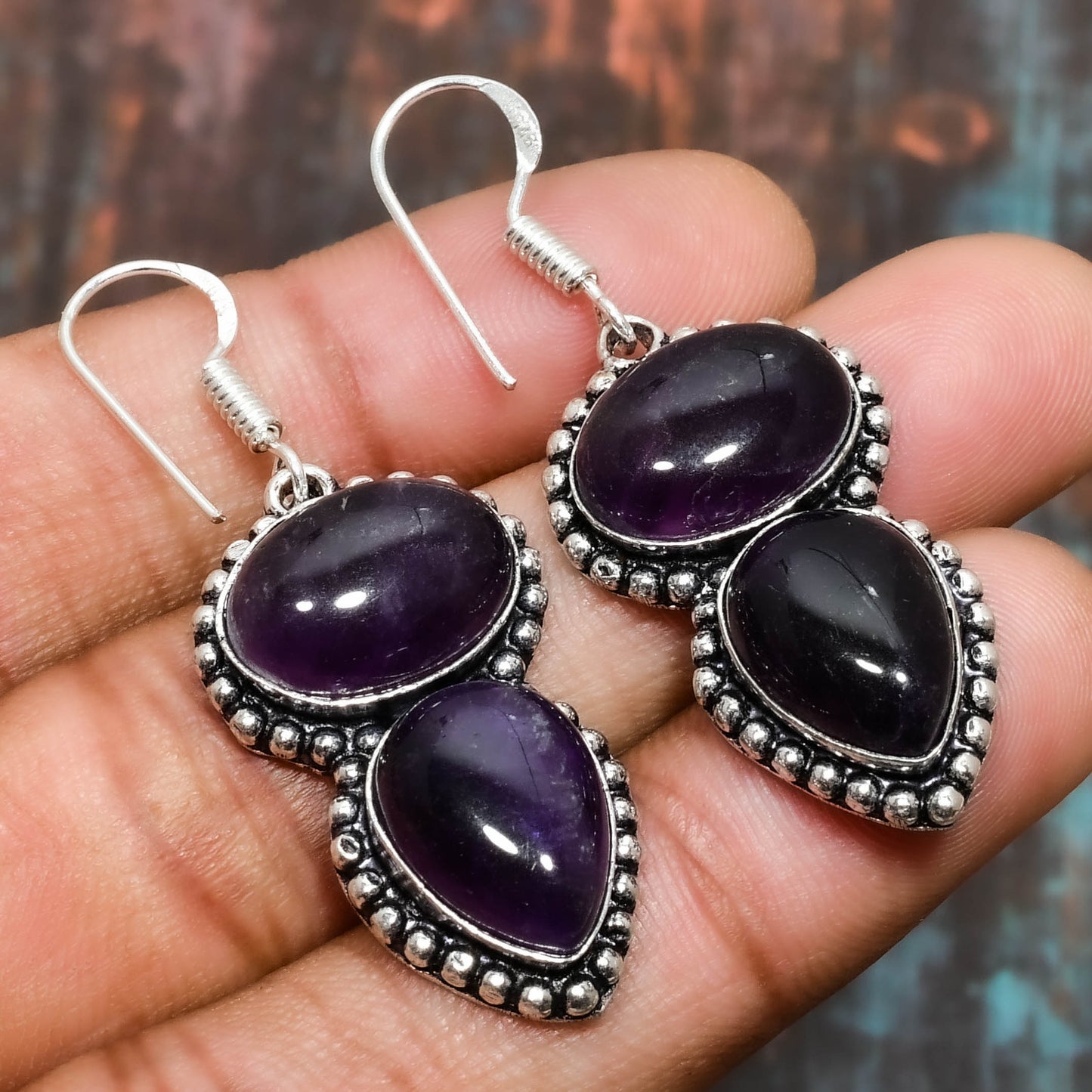 Elara’s Grace – Amethyst Silver Earrings