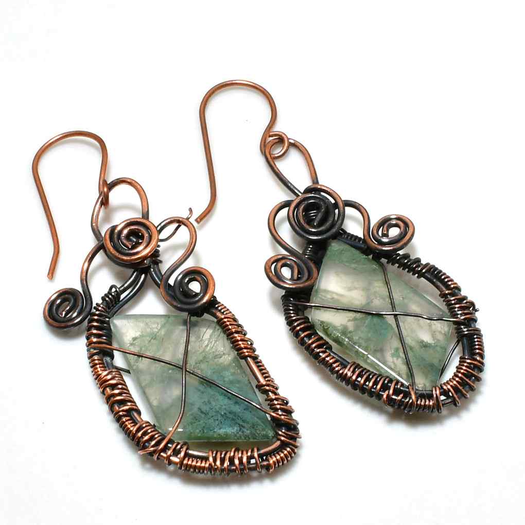 Serenity’s Embrace – Green Fluorite Copper Earrings