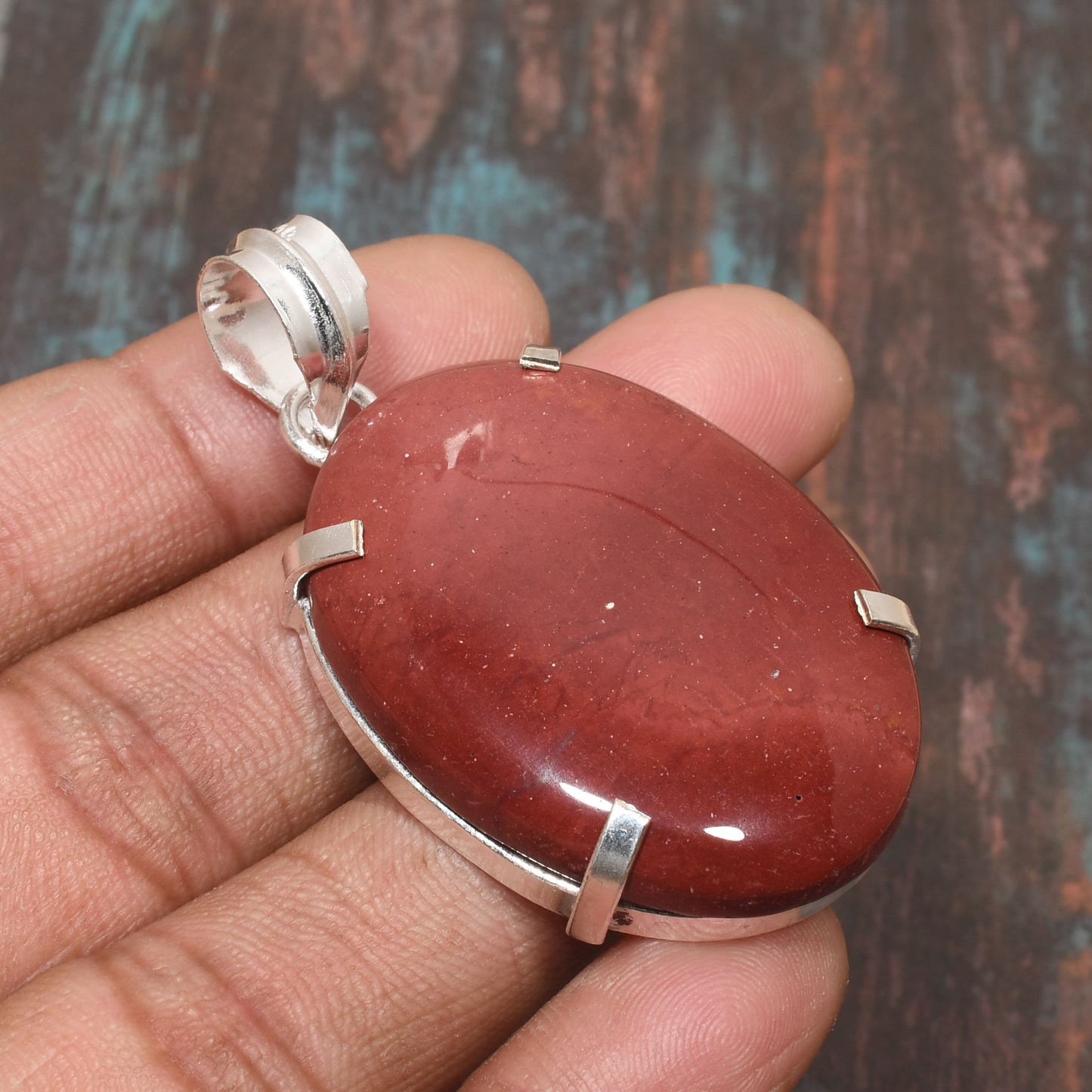 Ember Essence – Sterling Silver Carnelian Pendant