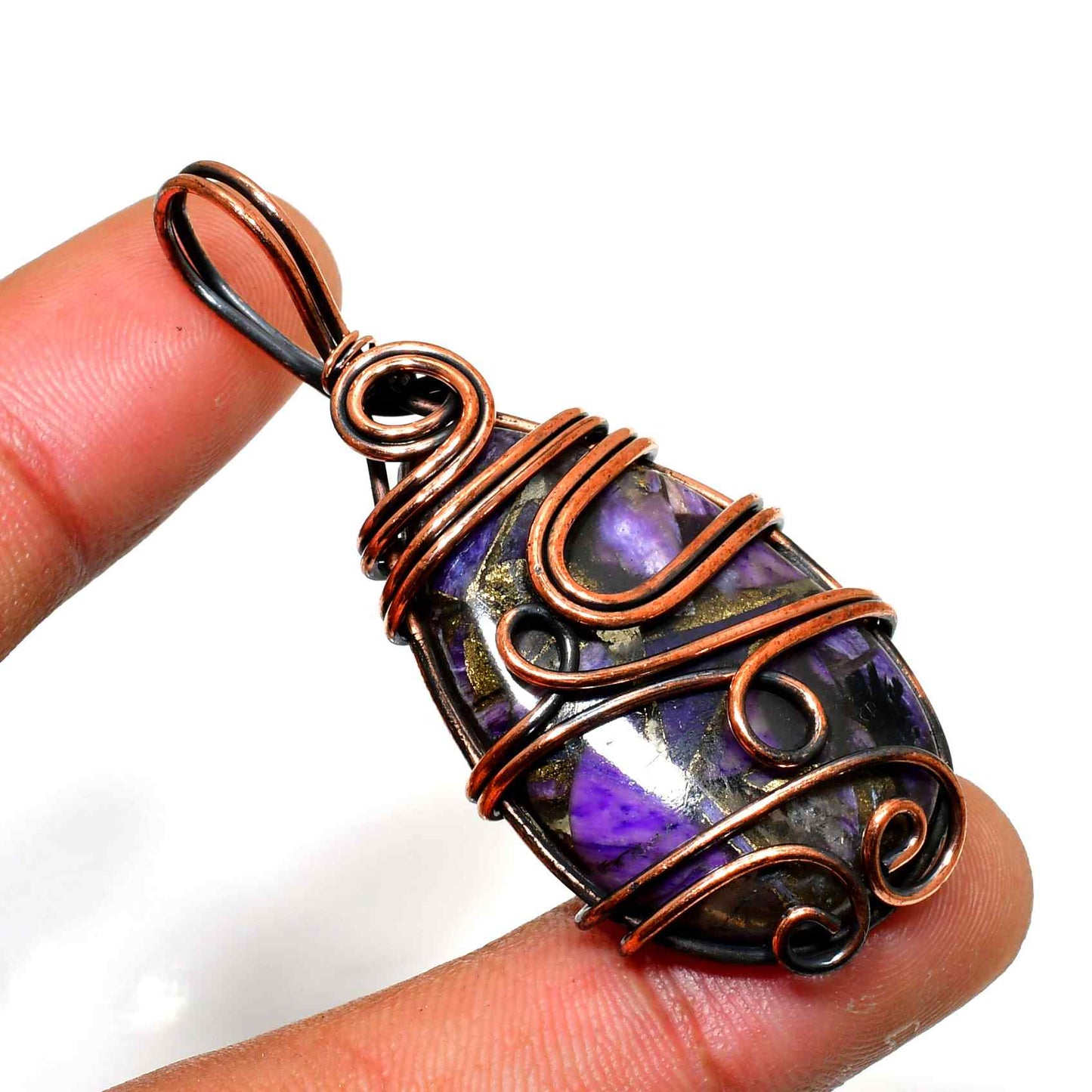 Ezra’s Veil – Mystic Amethyst Copper Pendant