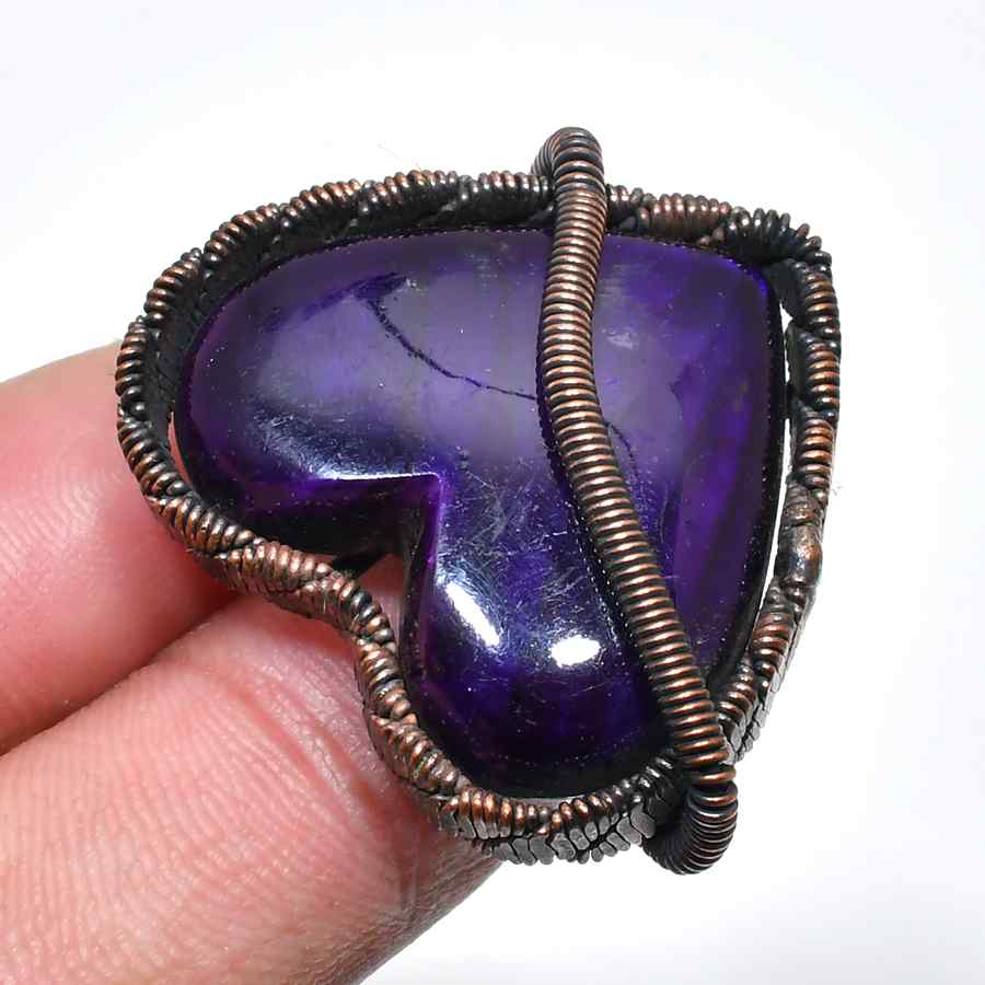 Heart’s Embrace – Amethyst & Copper Pendant
