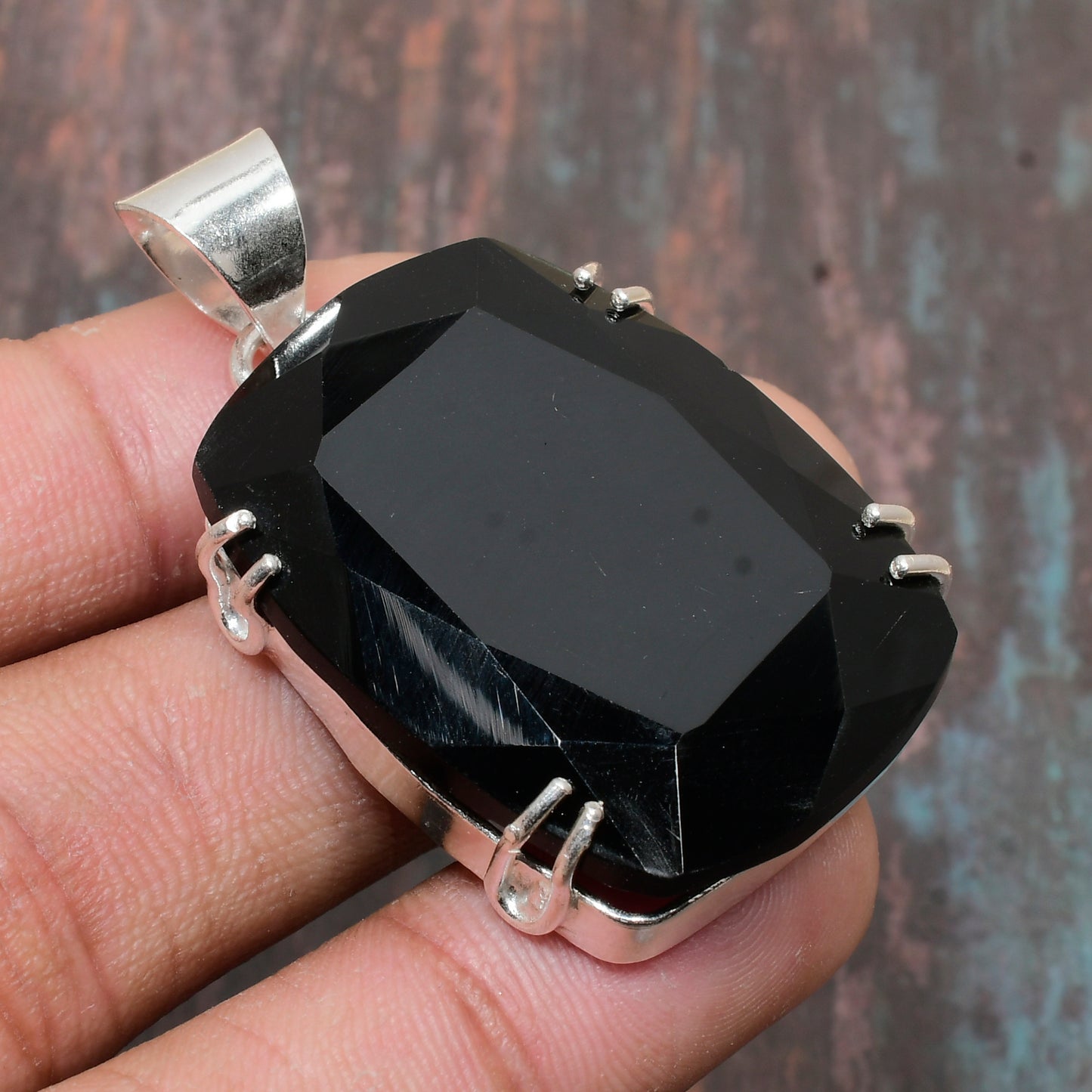 Midnight Aegis – Black Onyx Silver Pendant