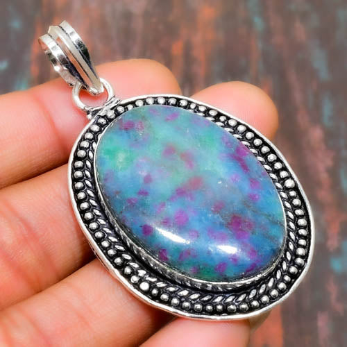 Savanna Spectrum – Silver African Rainbow Stone Pendant