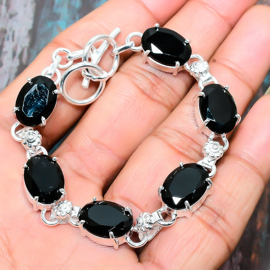Obsidian Armor – Silver Onyx Bracelet