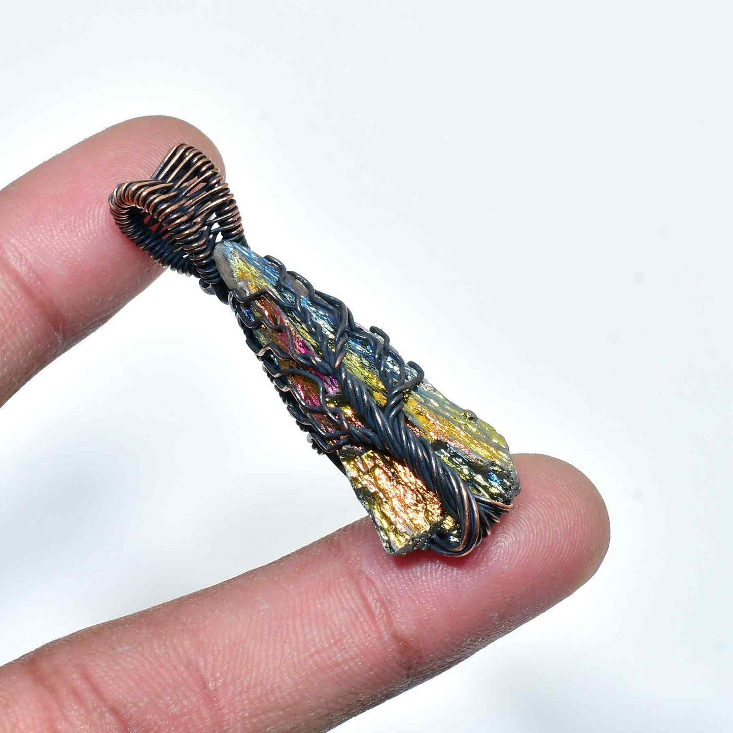 Celestial Symphony – Amethyst Copper Pendant