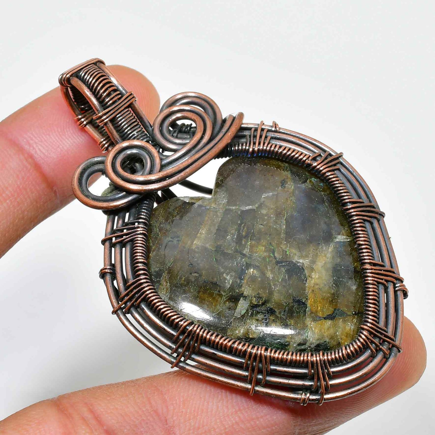 Aurora’s Glow – Oxidized Copper Labradorite Pendant