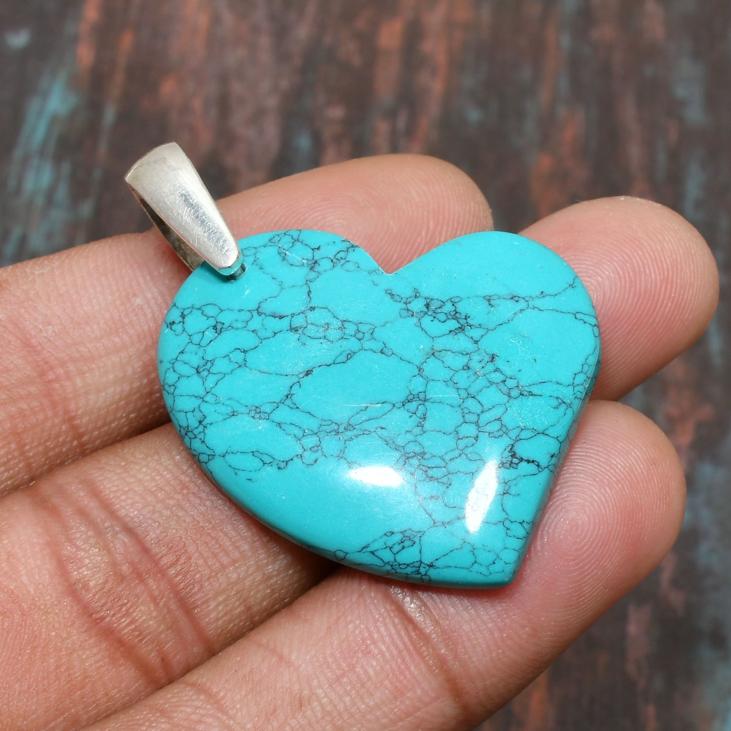 Serene Heart – Turquoise Sterling Silver Pendant