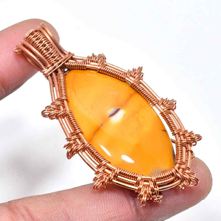 Amber’s Embrace – 14K Gold-Filled Amber Pendant