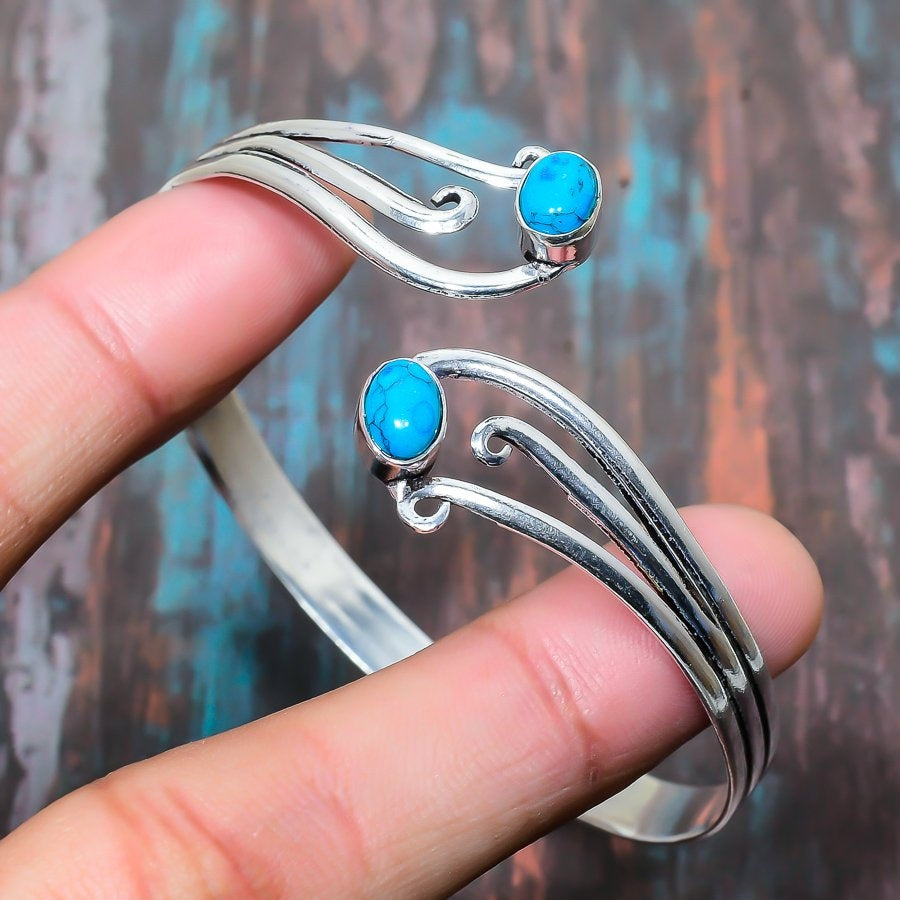 Serene Tide – Turquoise Silver Cuff