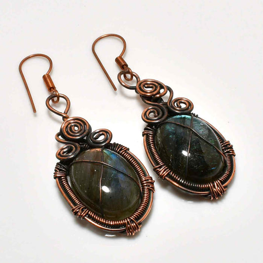 Aurora’s Gleam – Labradorite & Oxidized Copper Earrings