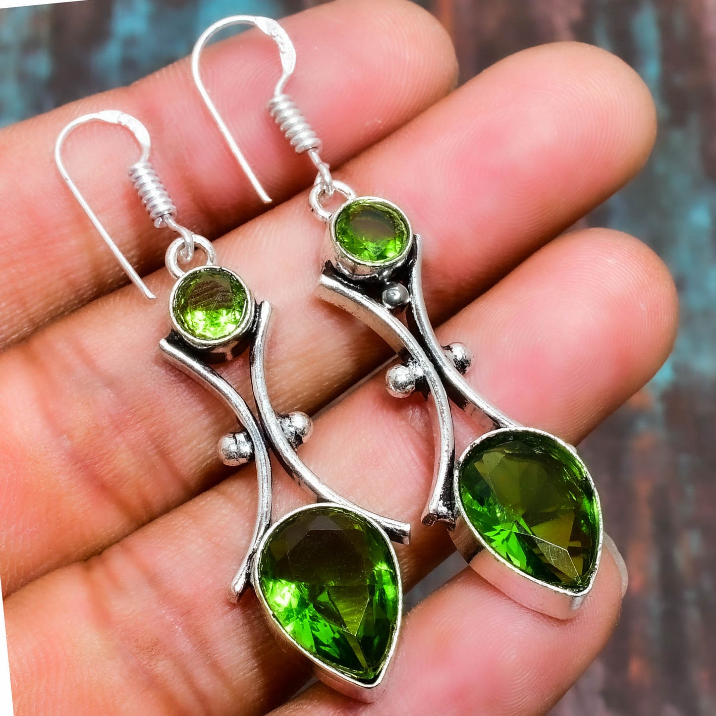 Verdant Whisper – Peridot Silver Dangle Earrings