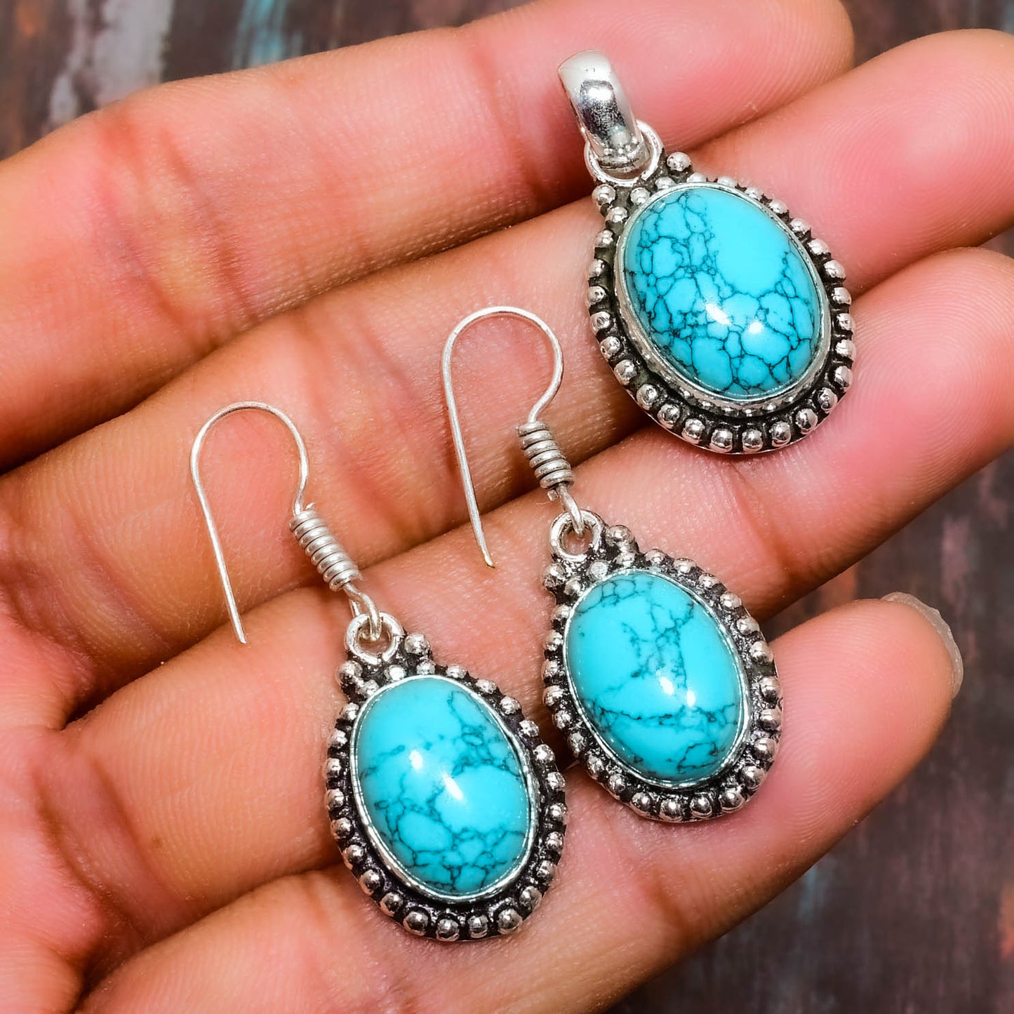 Tranquil Earth – Turquoise & Silver Jewelry Set