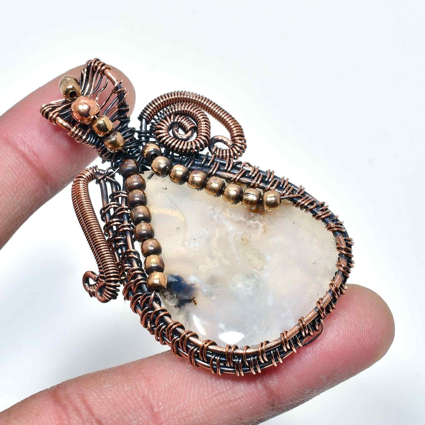 Celeste’s Clarity – Amethyst Copper Pendant