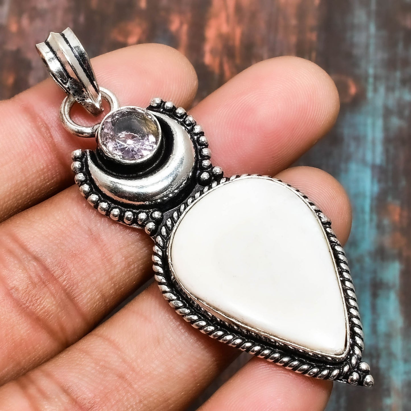 Moonlit Harmony – Pear-Shaped White Stone Sterling Silver Pendant