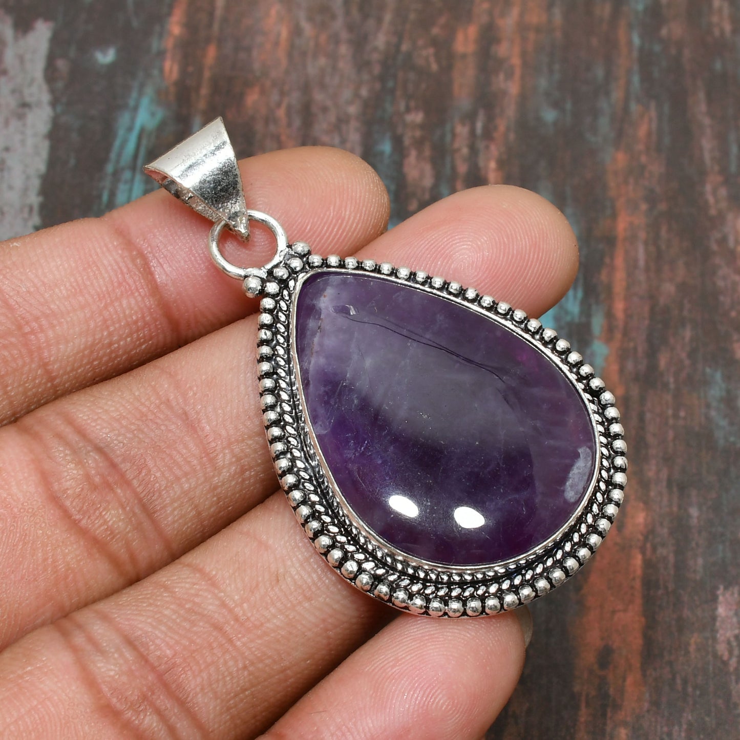 Celestial Calm – Amethyst & Silver Pendant