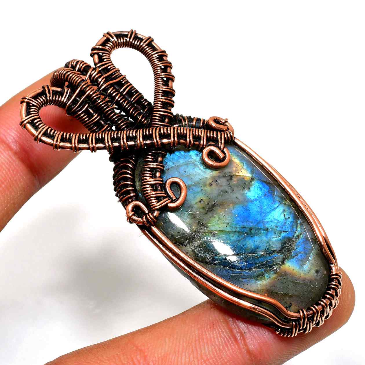 Starlit Reverie – Labradorite & Copper Pendant