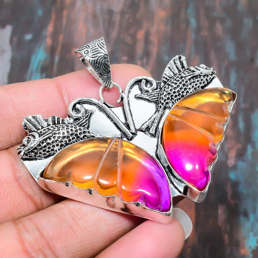 Butterfly Dream – Agate & Sterling Silver Pendant