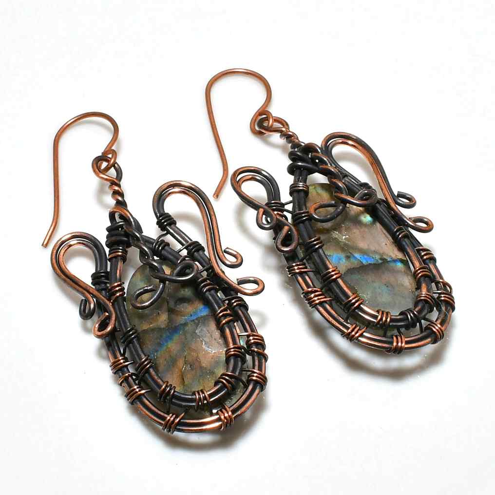 Aurora’s Embrace – Labradorite Copper Earrings