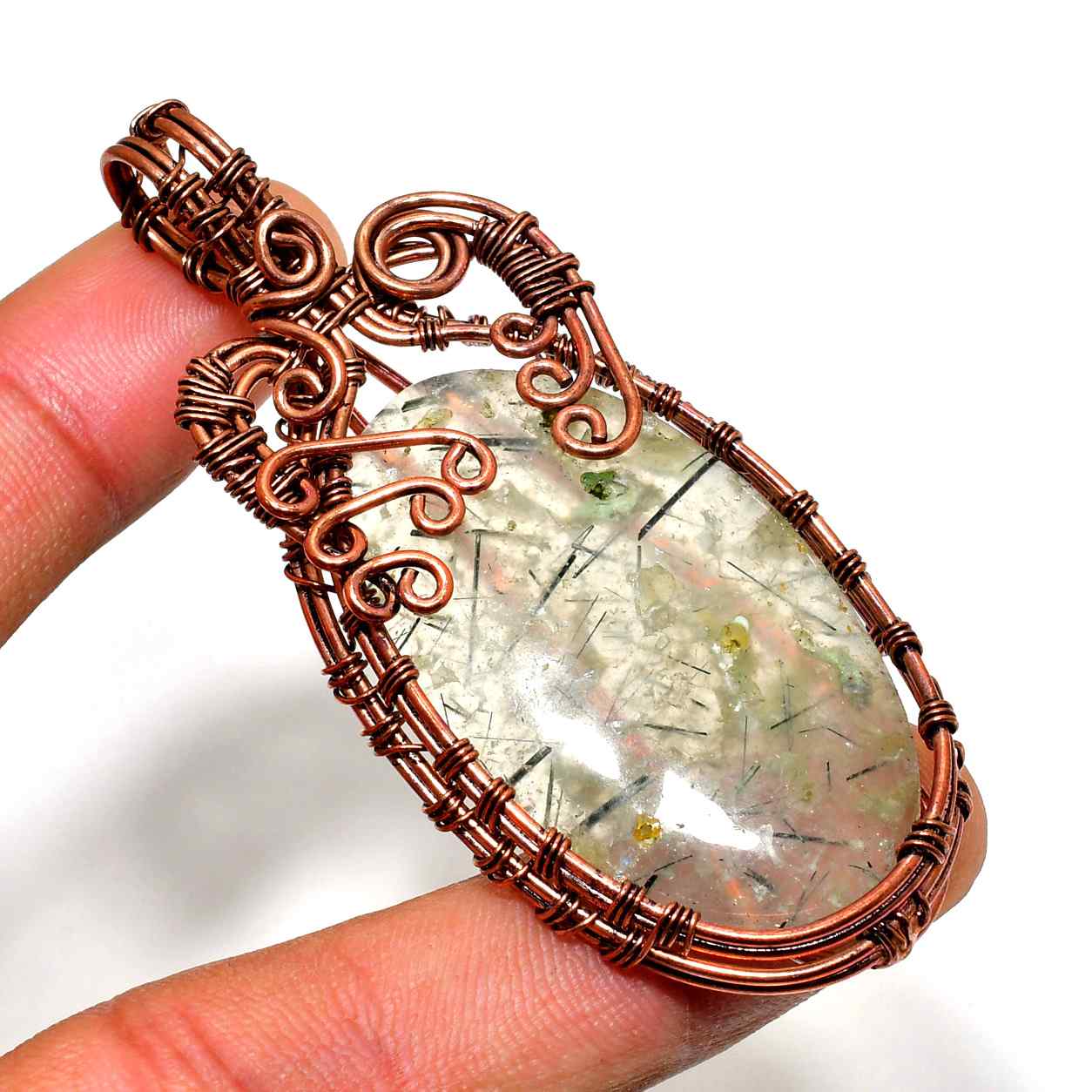 Aurora’s Clarity – Clear Quartz Copper Pendant