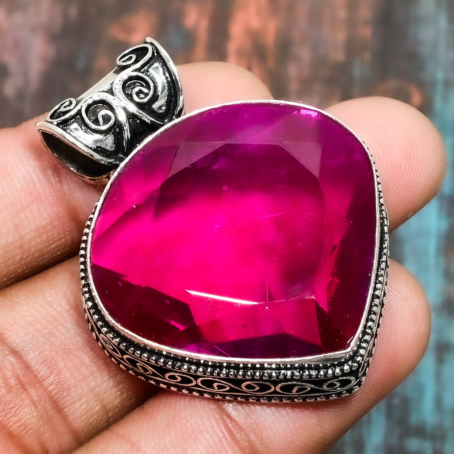 Crimson Embrace – Ruby & Sterling Silver Pendant