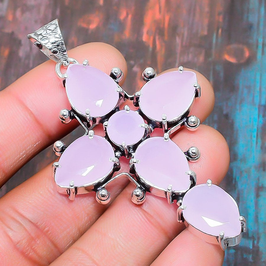 Heart’s Grace – Rose Quartz Silver Cross Pendant