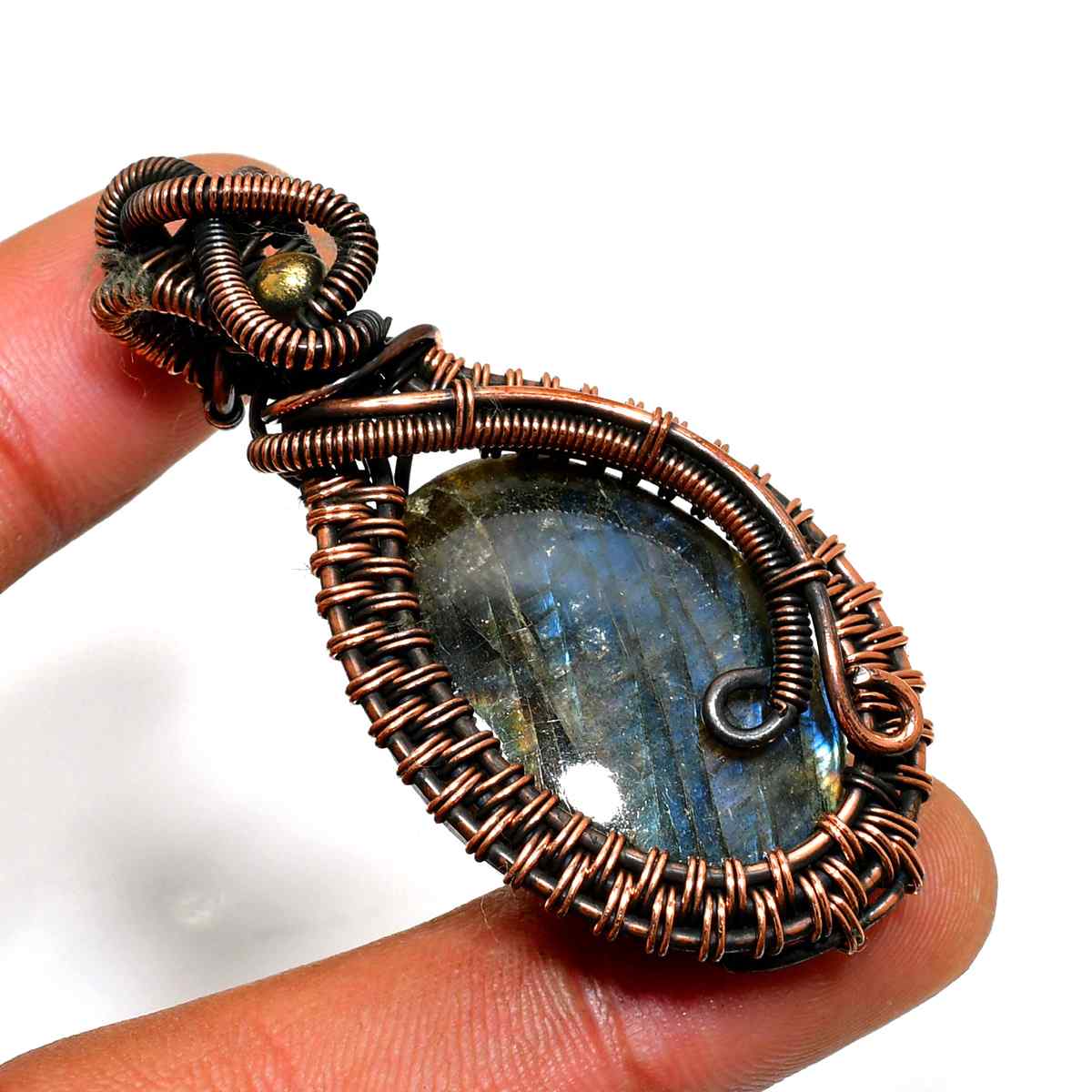 Luna’s Whisper – Copper-Wrapped Labradorite Pendant